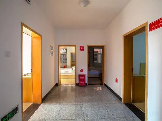 Чжанцзяцзе: Zhangjiajie Yijia Apartment