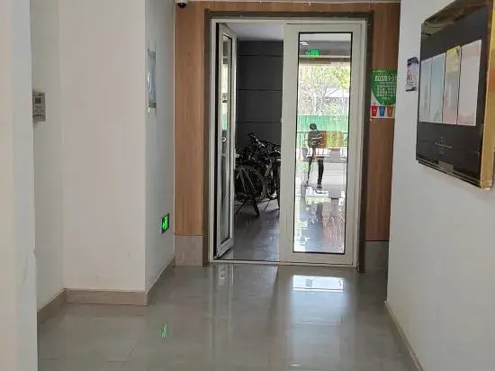 Баодин: Little Ruyi's Home