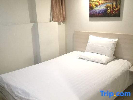 Шанхай: Su Shi Hotel (Shanghai Bund Nanjing East Road Subway Station)