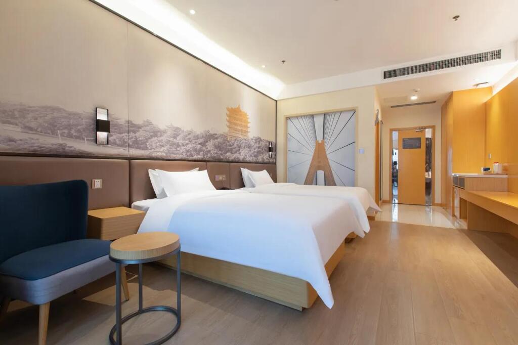 Ухань: Starway Hotel