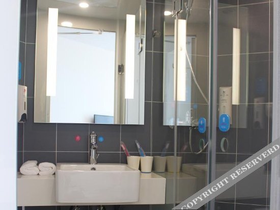 Цзямусы: Hanting Hotel (Jiamusi Jiefang Road Yanjiang Park)
