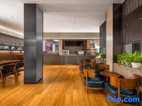 Чунцзо: Mehood  Lestie Hotel