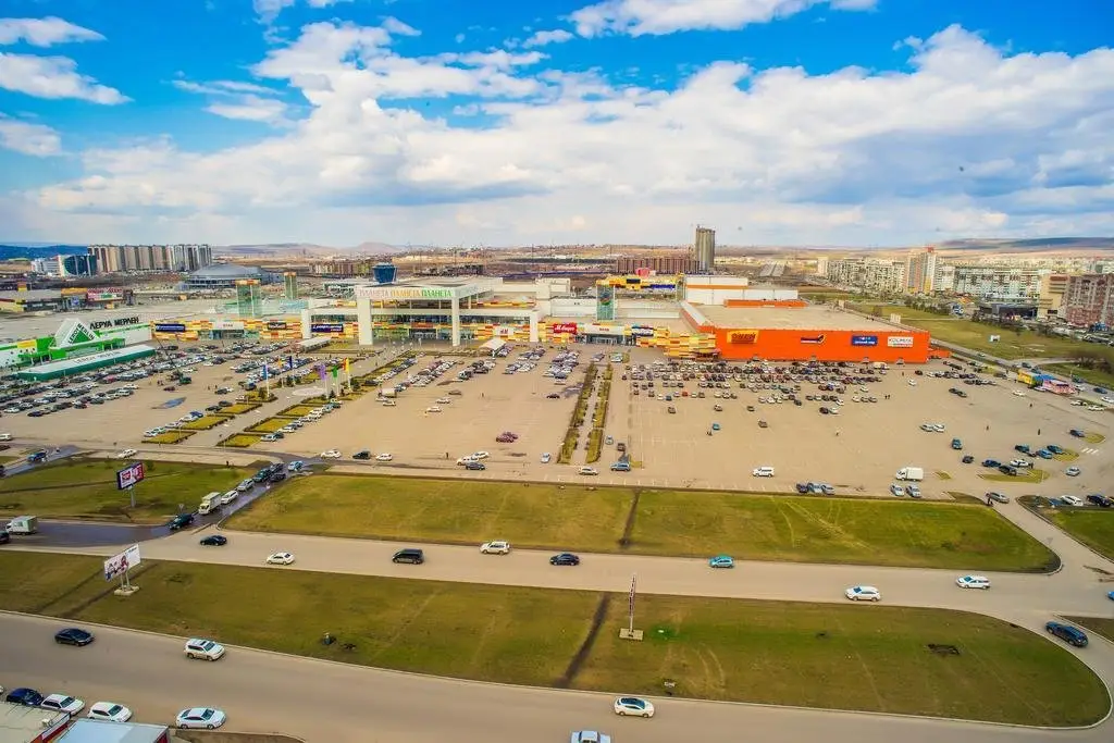 Красноярск: Broadway Apartment Ulitsa Alexeeva 43