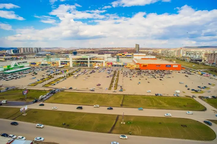 Красноярск: Broadway Apartment Ulitsa Alexeeva 43