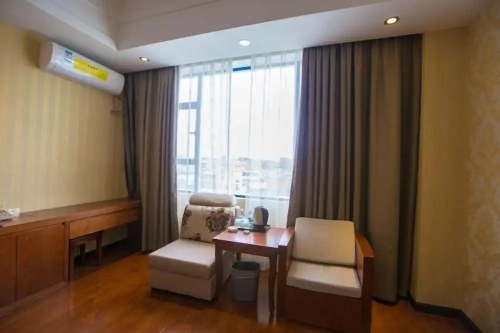 Вэньшань: Longhuyuan Hostel