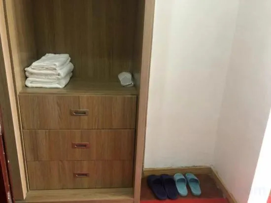 Шанхай: Yijia Homestay (Shanghai Jiangqiao Wanda Shop)