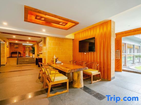 Чэнду: Yunxi Hot Spring Resort Hotel