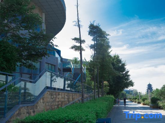 Суйнин: Shenxiangtang Riverview Art Hotel (Suining Dingsheng International Wanda Plaza)