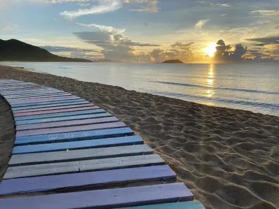 Линшуй: Chinese Countryard on the Sea