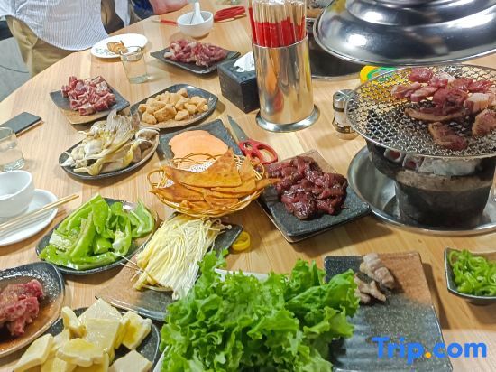 Цзилинь: Sanyi Leisure Resort Homestay (Wusong Island Scenic Area)