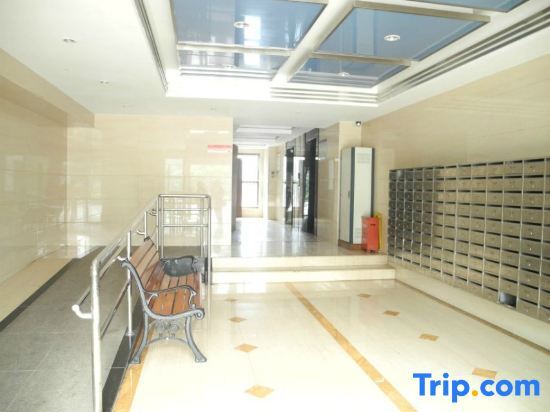 Чунцин: Xinyi Family Apartment
