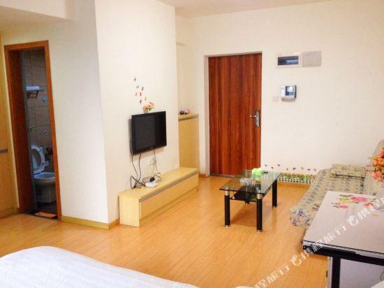 Чунцин: Xinyi Family Apartment
