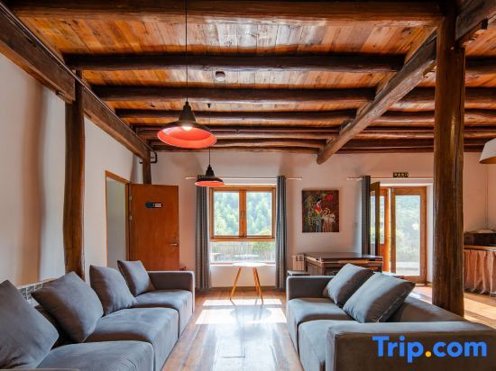 Хучжоу: Mount Mogan Canzhu House (Boutique Homestay)