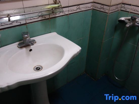 Шанхай: Xinjiyuan Hostel