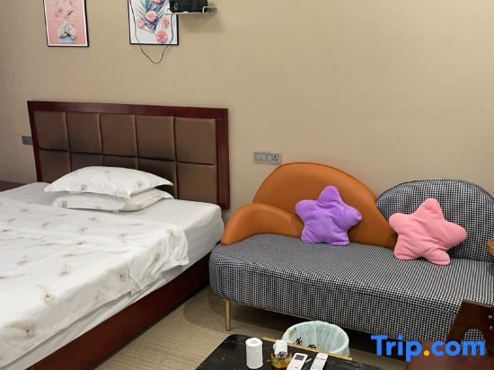 Ухань: Youke Homestay (Hubei University of Economics, Canglong Island, Wuhan)
