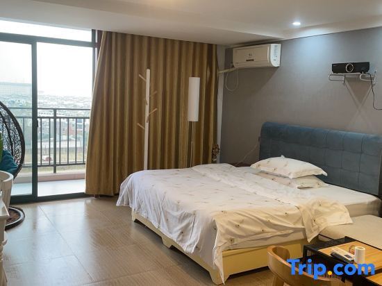 Ухань: Youke Homestay (Hubei University of Economics, Canglong Island, Wuhan)