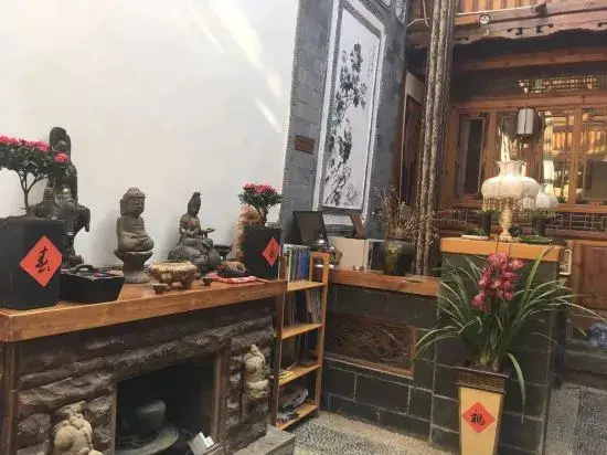 Дали: Henglu Inn