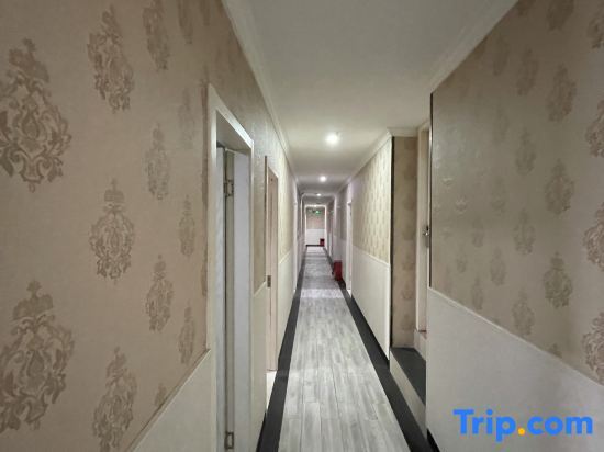 Шанхай: Minhua Business Hostel