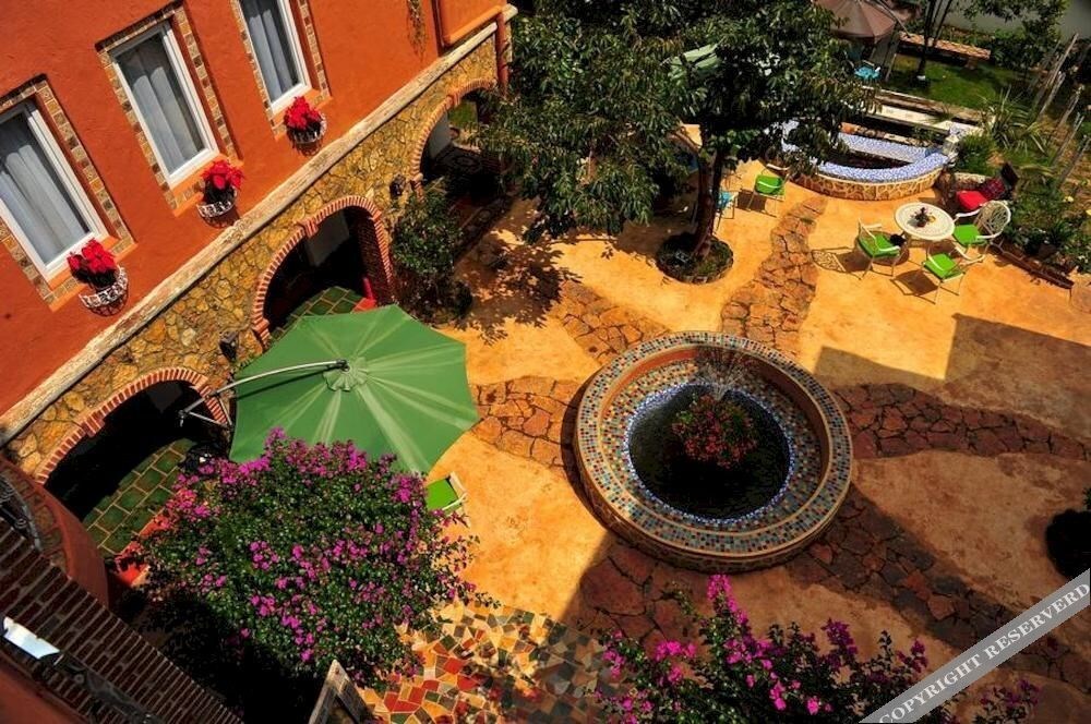 Yiren Waterfront Holiday Courtyard — фото 1