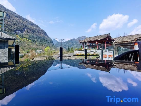 Qingcheng Houshan ·Yueting Lanshe Hot Spring Homestay — фото 1
