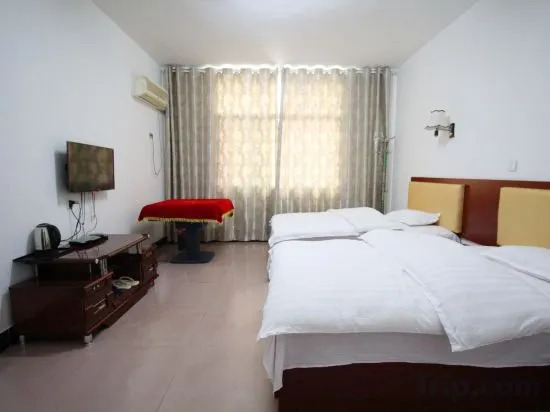 Цзюцзян: Jiujiang Longxiang Express Hotel (Lushan High-speed Railway Station)
