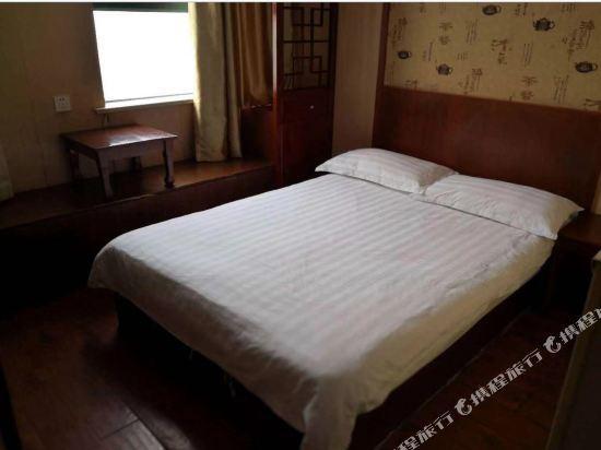 Шанхай: Jinyi Holiday Hostel (Shanghai South Songjiang Railway Station)
