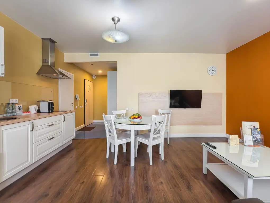 Красноярск: Отель Дом Отель Апарт