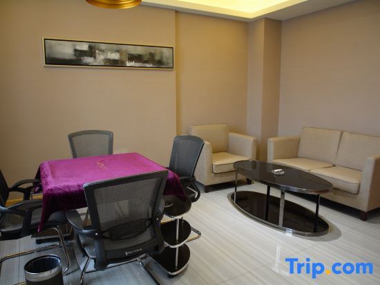 Эньши: Shiji Jinyuan International Hotel
