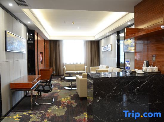 Эньши: Shiji Jinyuan International Hotel