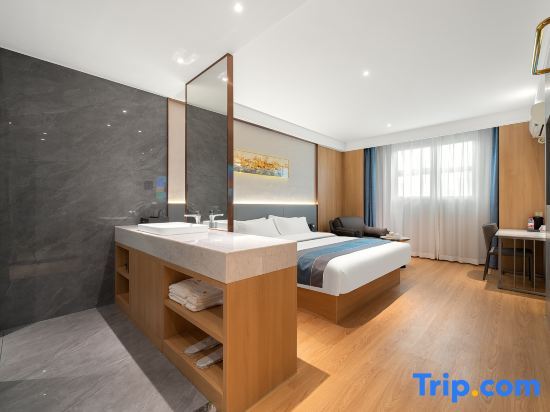 Фучжоу: Four Seasons Jun'an Hotel (Fuzhou Jinshan Subway Station Branch)