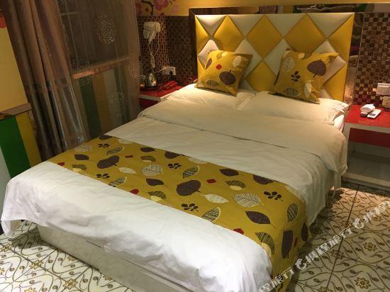 Шанхай: Yaqi Fashion Hotel