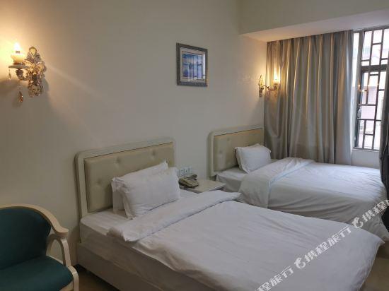 Чжухай: Apartment In Qiao