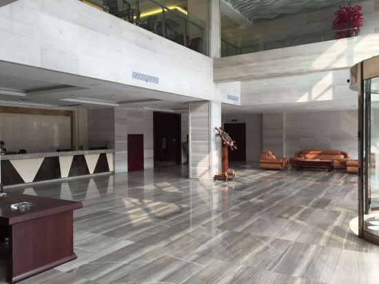 Чаоху: Rongda Conference Center Business Hotel