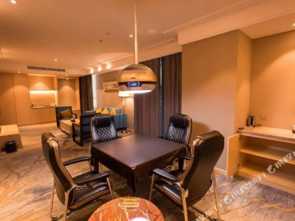 Нинбо: Ningbo Weisi Hotel