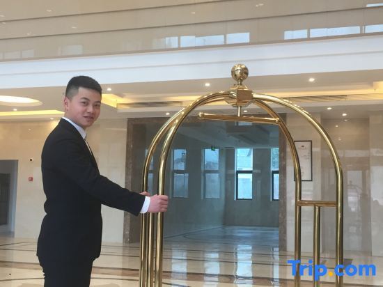 Яань: Gezi Hua Grand Hotel