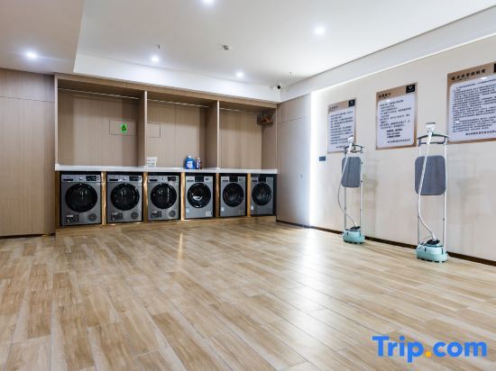 Шэньчжэнь: Vienna International Hotel Shenzhen Bantian Jihua Road Shangxue