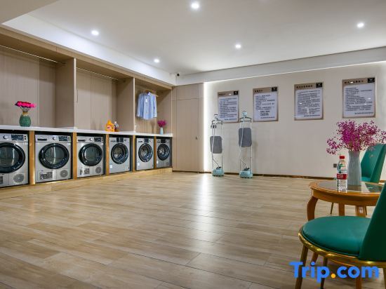 Шэньчжэнь: Vienna International Hotel Shenzhen Bantian Jihua Road Shangxue