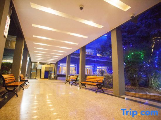 Шанхай: Qingzhu·Huating Premium Hotel (Shanghai Hangtou Hunan Highway Store)