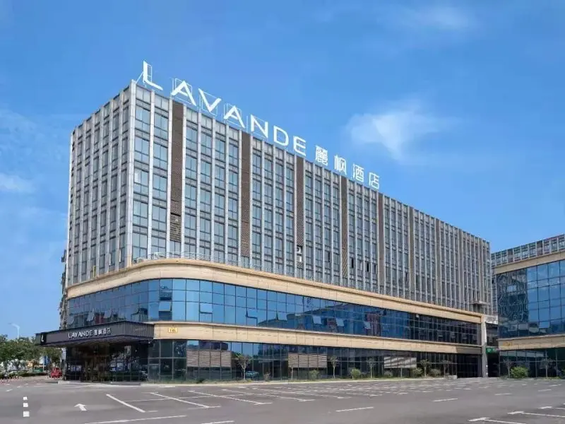 Лучжоу: Lavande Hotel Luzhou Jiale Century City