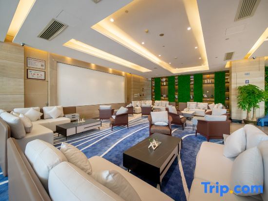 Фошань: Wyndham Foshan Weijing Hotel (Sanshui Wanda Plaza)