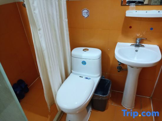 Шанхай: Ruixue Hostel (Shanghai Zhujing Zijin Plaza)