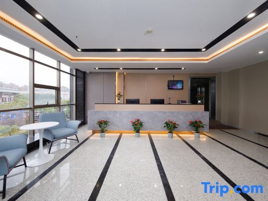 Шанхай: Rest Hotel (Shanghai Jinshan Bailian Shopping Center)