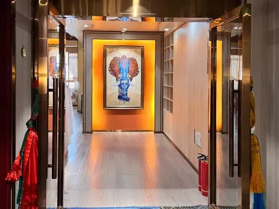 Сертар: Gongga Hotel