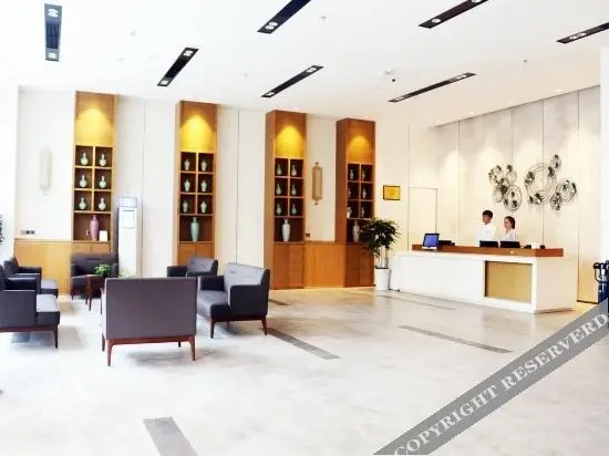 Шэньчжэнь: Shenzhen Hanshisen Hotel (Pingshan High-speed Railway Station)