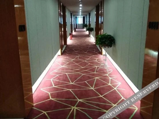 Юнчжоу: Starshar Hotel