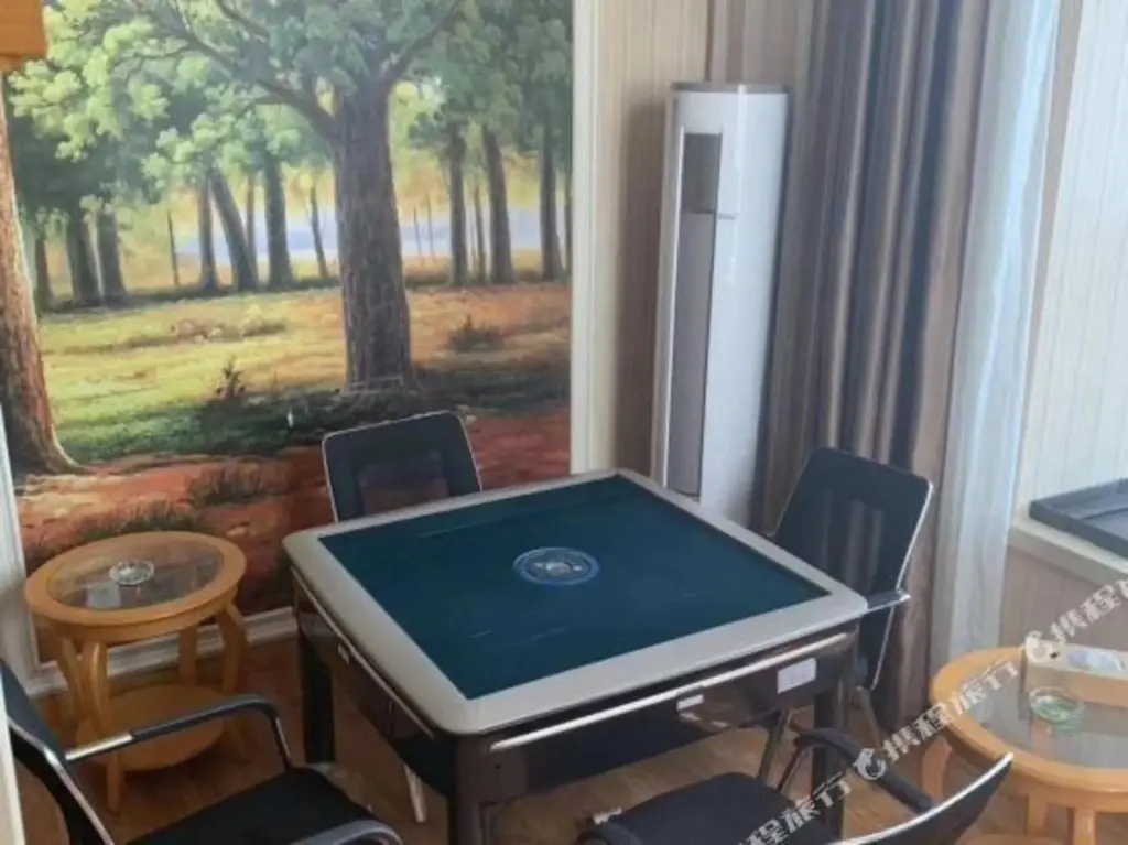 Наньчан: Vienna Hotel ( (Loft) Nanchang Xianghu Xiaolan Industrial Park Branch)
