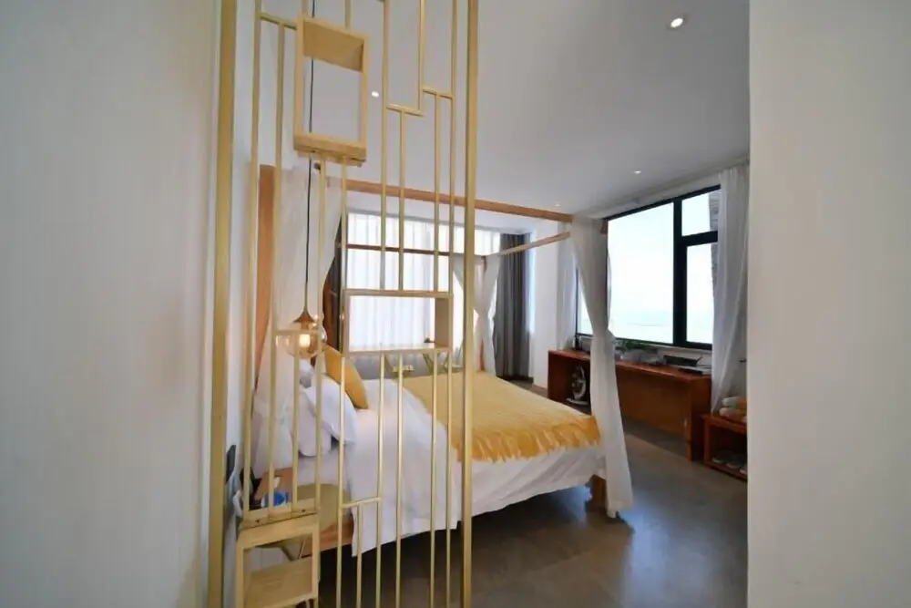 Дали: Dali Erhai Lake · Lake Residence Time Seaview Inn