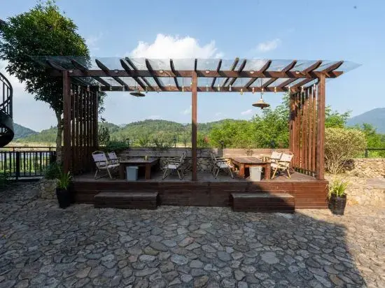 Вэньчжоу: nanxijiang menkou shiziyan homesday