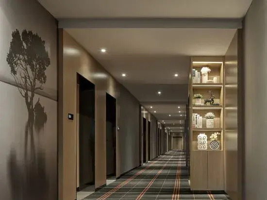 Шанцю: Star of Century Hotel