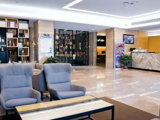 Чжоушань: Free Living Hotel